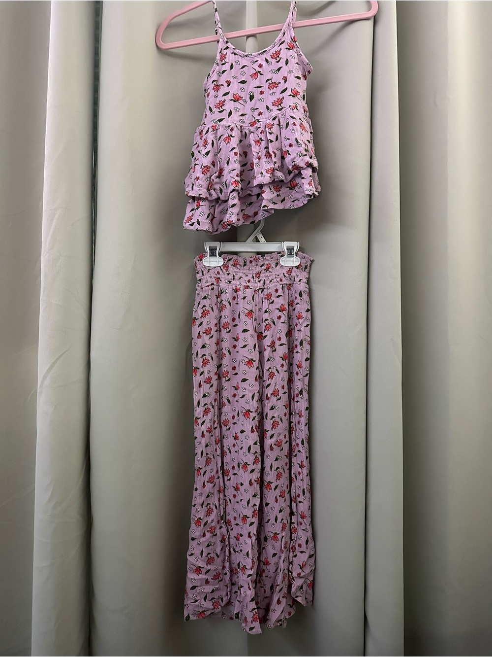 Girls two piece set